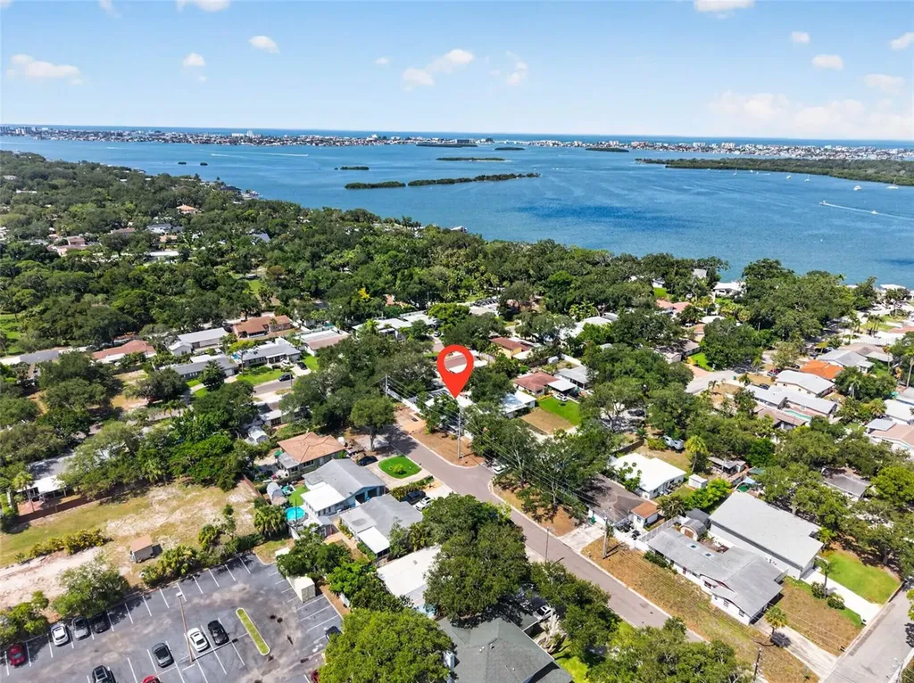 4016 83rd Street N St Petersburg FL 33709