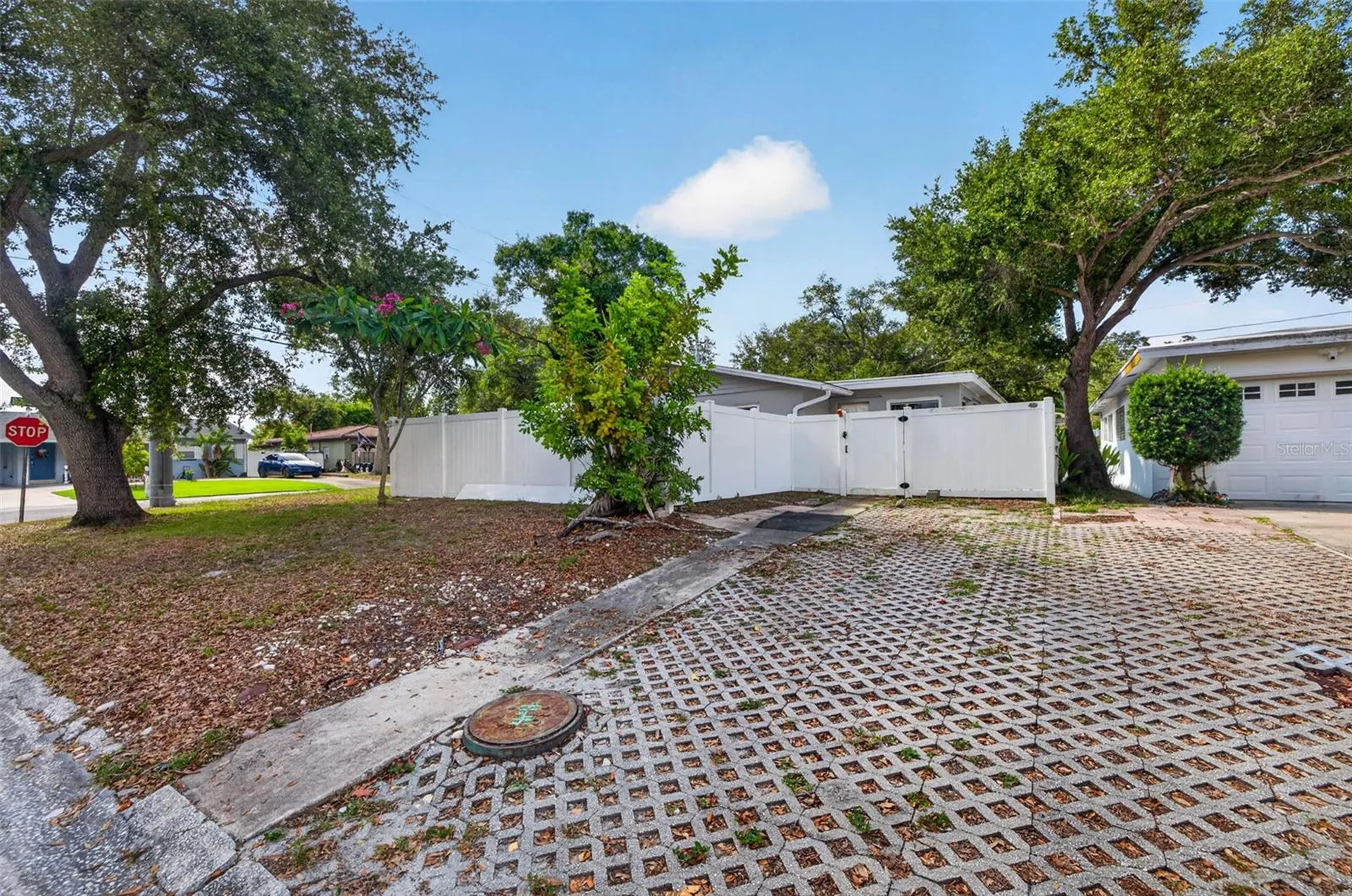 4016 83rd Street N St Petersburg FL 33709