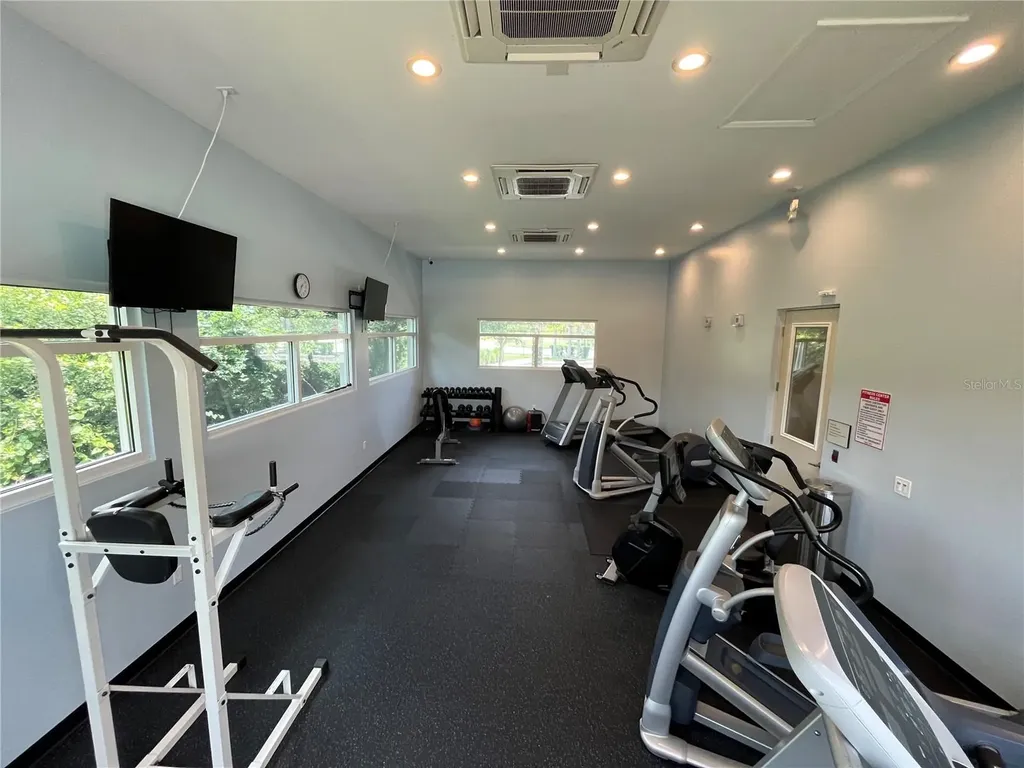 111 S Hummingbird Place Palm Coast FL 32164