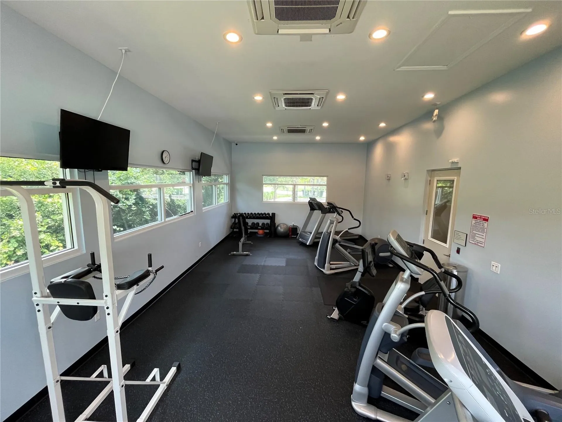 111 S Hummingbird Place Palm Coast FL 32164