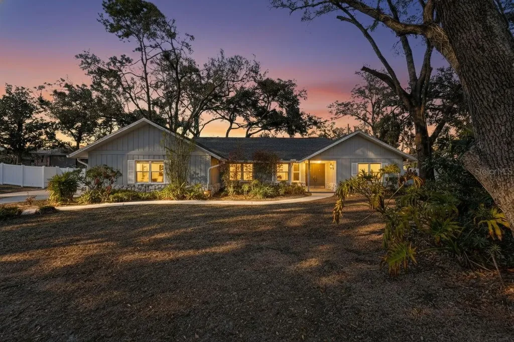 1406 Big Oak Court Brandon FL 33511