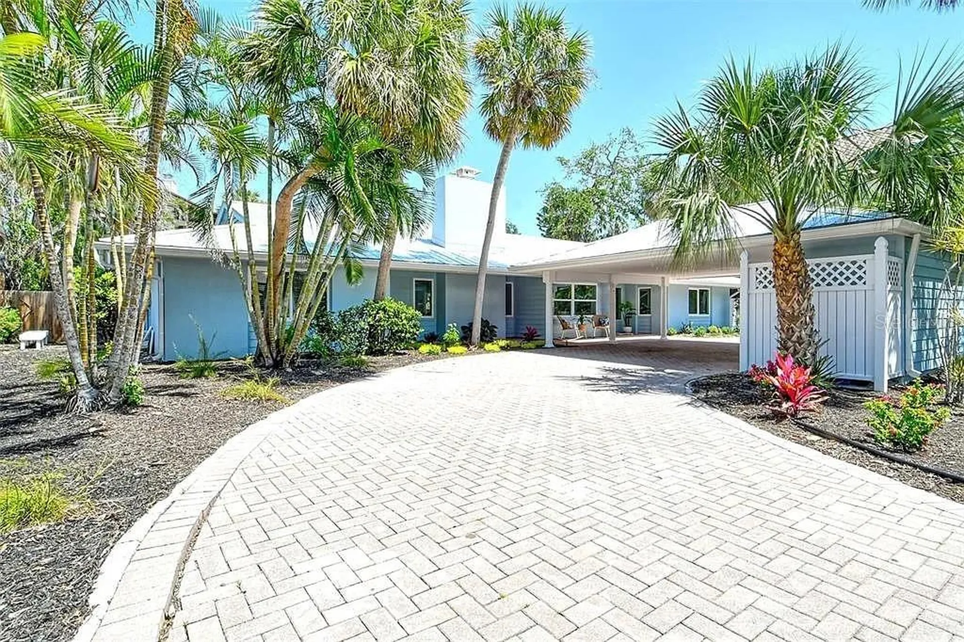 4852 Featherbed Lane Sarasota FL 34242