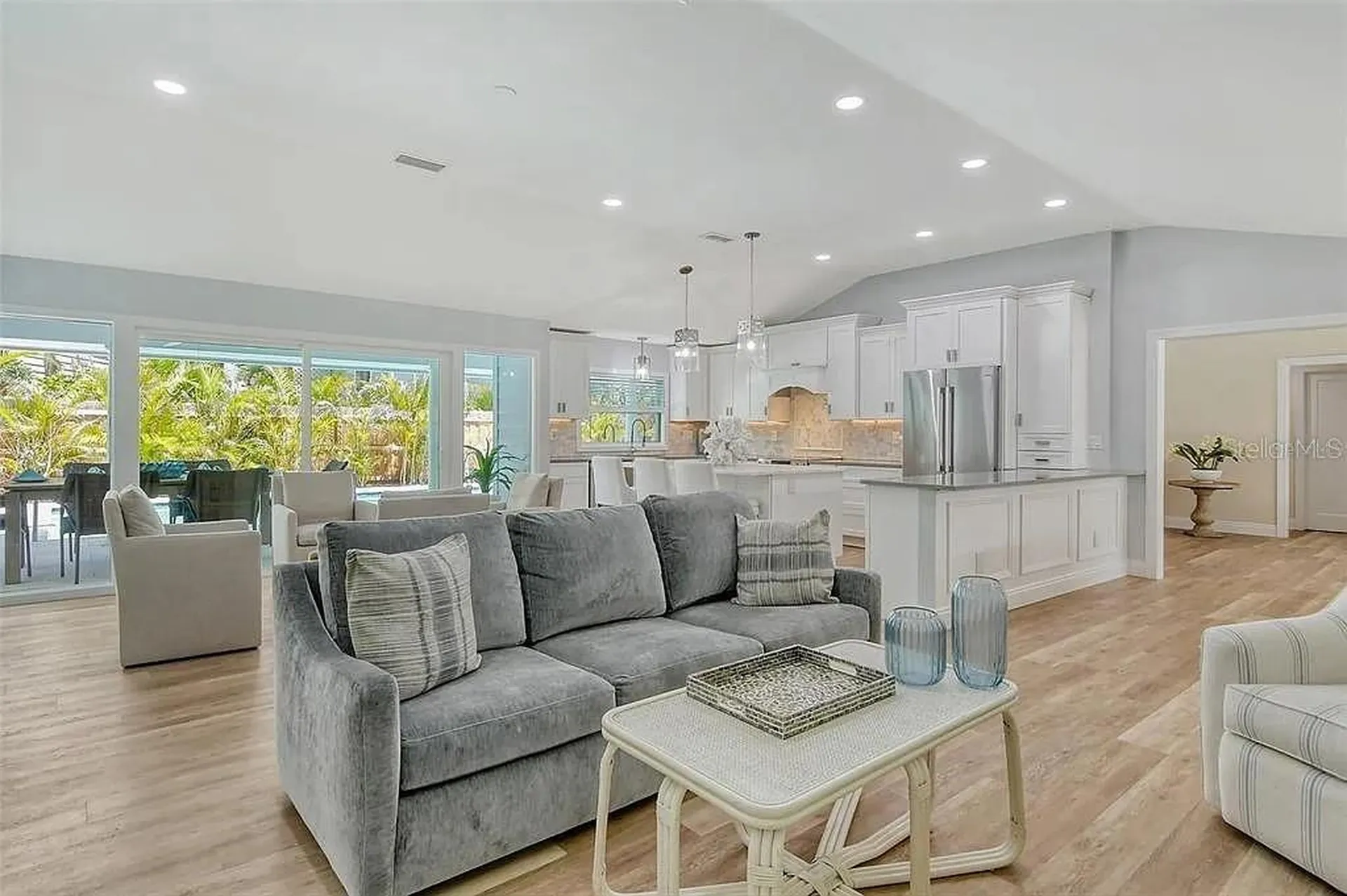 4852 Featherbed Lane Sarasota FL 34242
