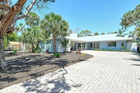 4852 Featherbed Lane Sarasota FL 34242