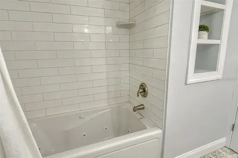 4852 Featherbed Lane Sarasota FL 34242
