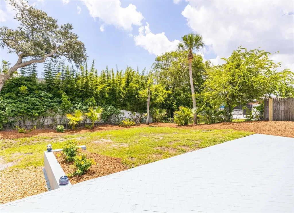 1460 N Peninsula Drive Daytona Beach FL 32118