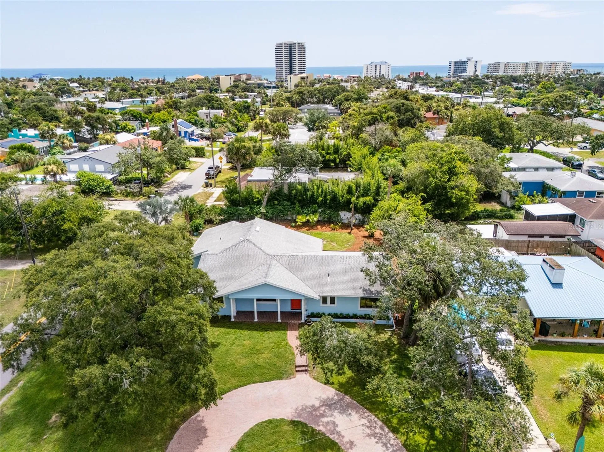 1460 N Peninsula Drive Daytona Beach FL 32118