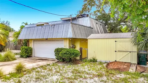 3511 North Circle Largo FL 33770