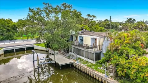 3511 North Circle Largo FL 33770