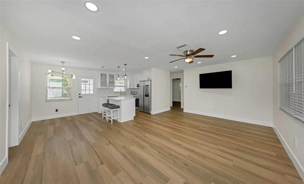 1806 Vancouver Drive Clearwater FL 33756