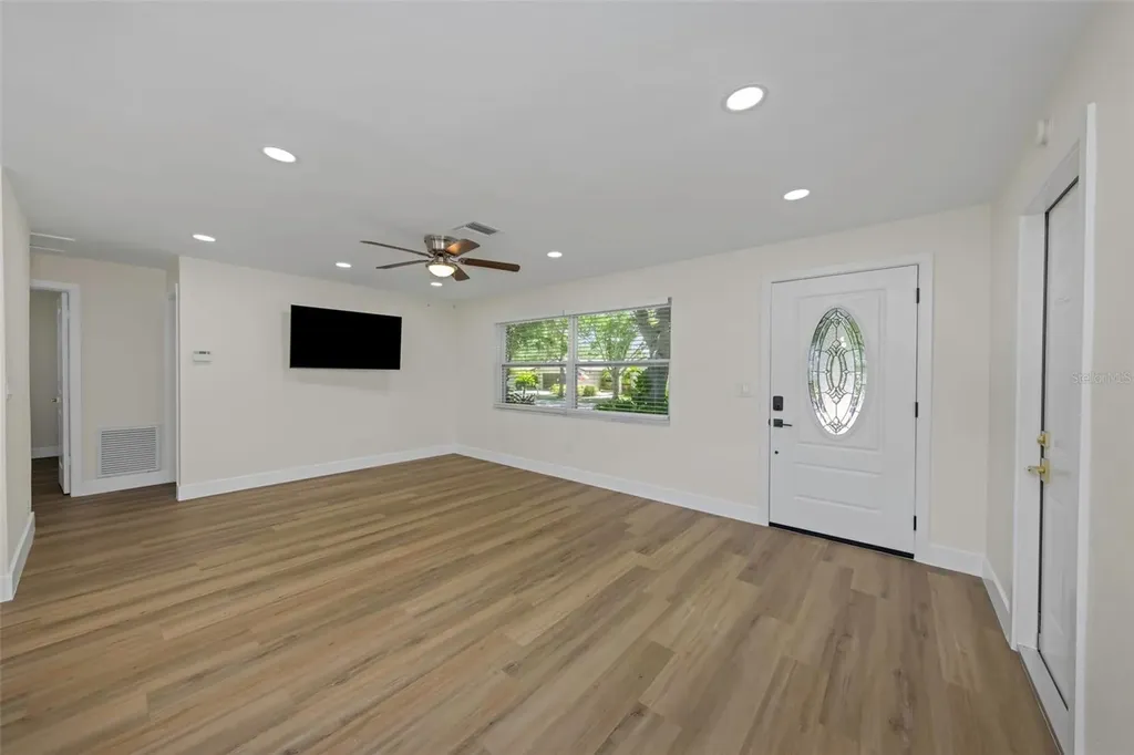 1806 Vancouver Drive Clearwater FL 33756