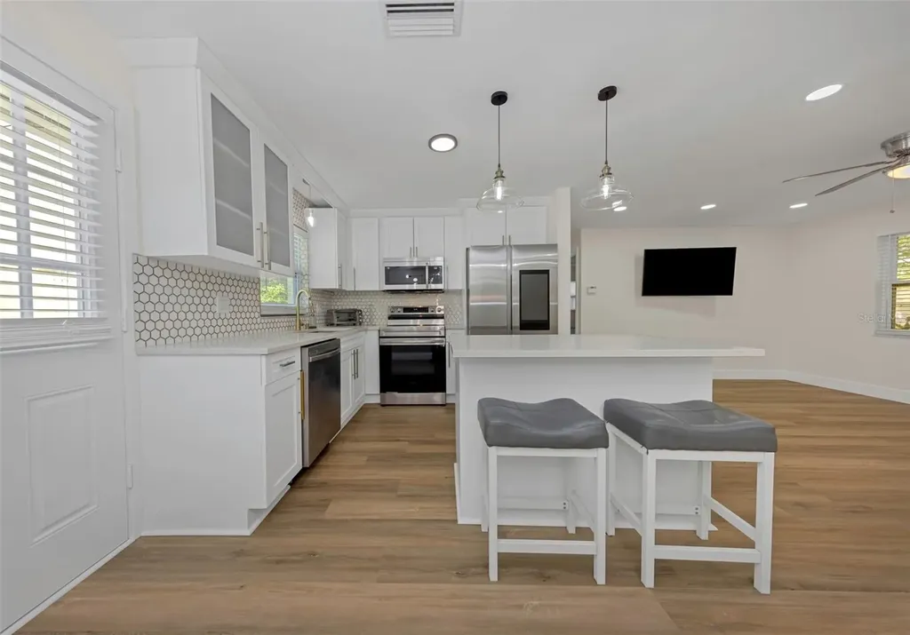 1806 Vancouver Drive Clearwater FL 33756