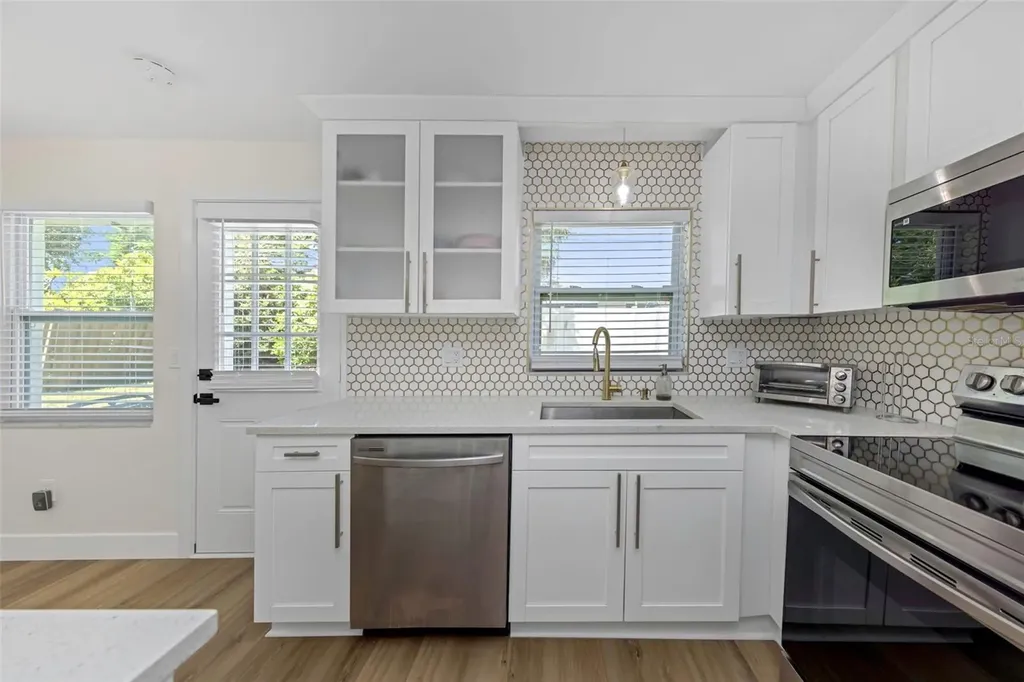1806 Vancouver Drive Clearwater FL 33756