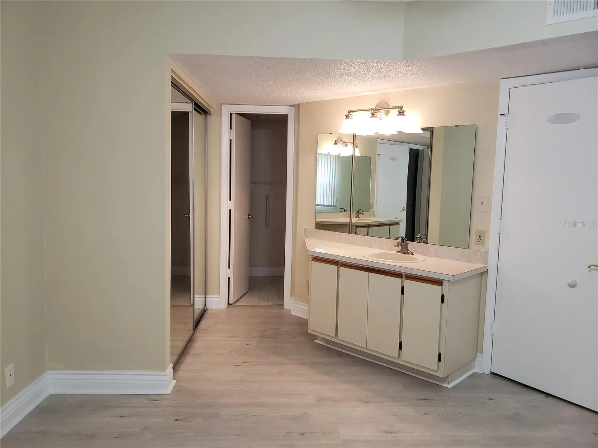 19505 Quesada Port Charlotte FL 33948