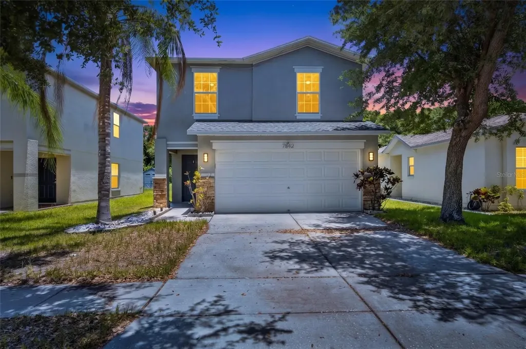 7842 Carriage Pointe Drive Gibsonton FL 33534