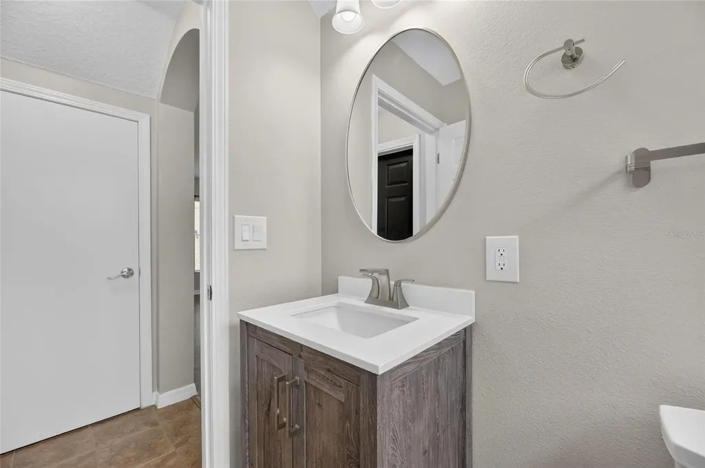 7842 Carriage Pointe Drive Gibsonton FL 33534