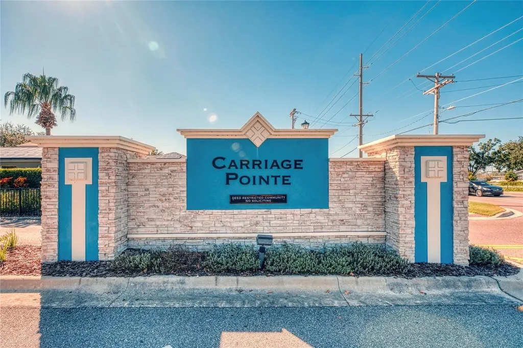 7842 Carriage Pointe Drive Gibsonton FL 33534