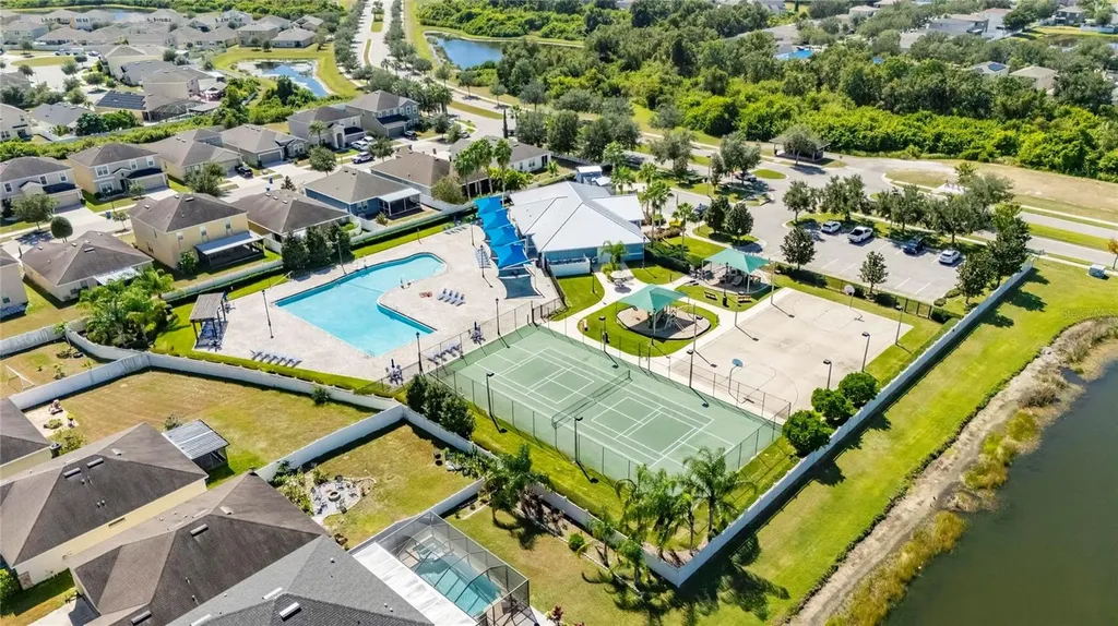 7842 Carriage Pointe Drive Gibsonton FL 33534