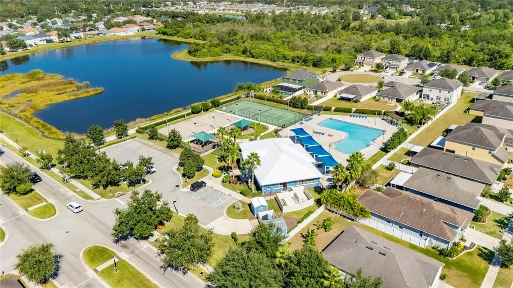 7842 Carriage Pointe Drive Gibsonton FL 33534