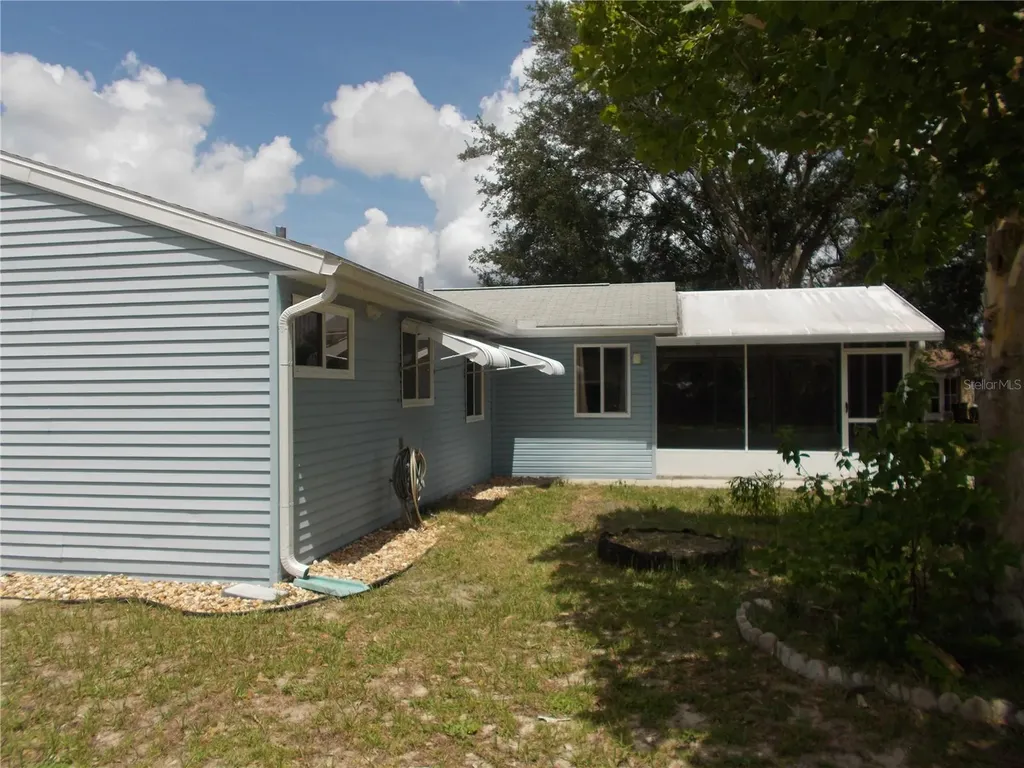 10877 SW 88th Court Ocala FL 34481