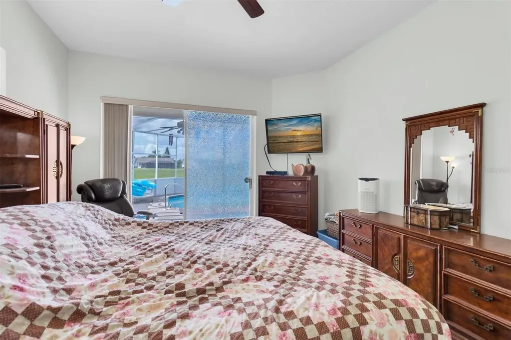 8303 Coral Creek Loop Hudson FL 34667