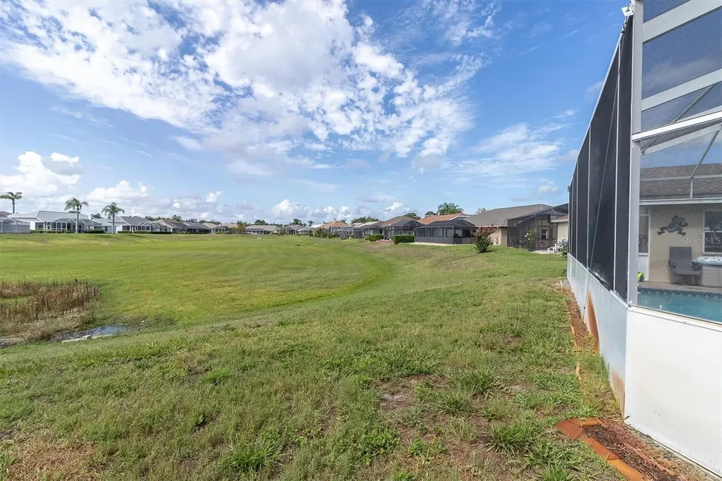 8303 Coral Creek Loop Hudson FL 34667