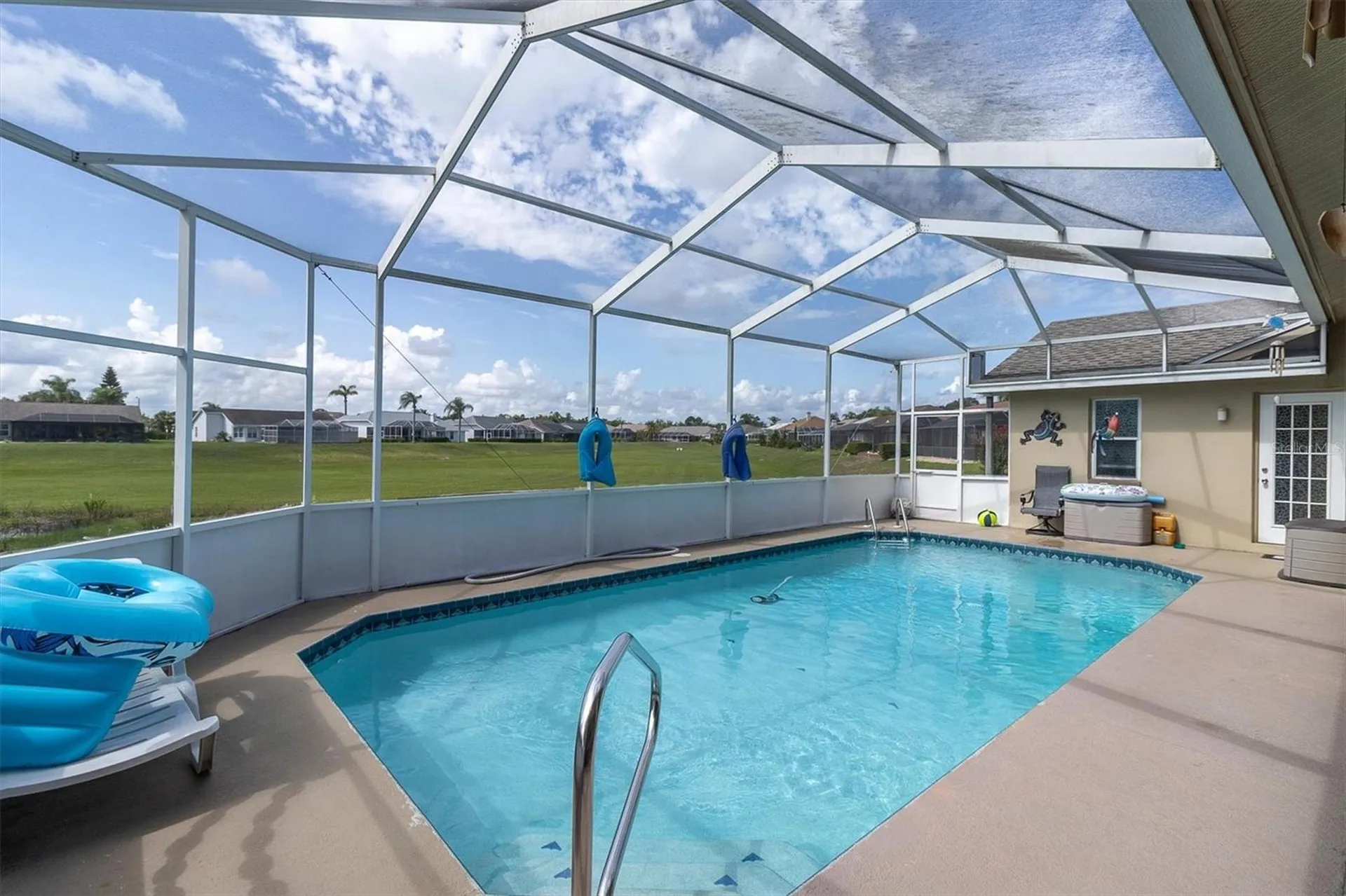 8303 Coral Creek Loop Hudson FL 34667