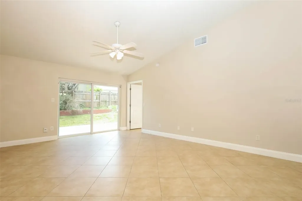 1047 Abell Circle Oviedo FL 32765