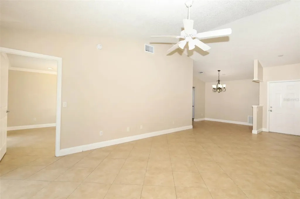 1047 Abell Circle Oviedo FL 32765