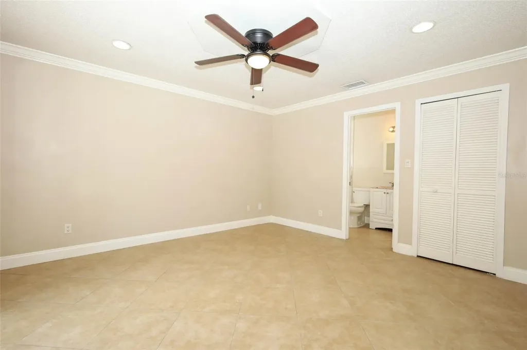 1047 Abell Circle Oviedo FL 32765
