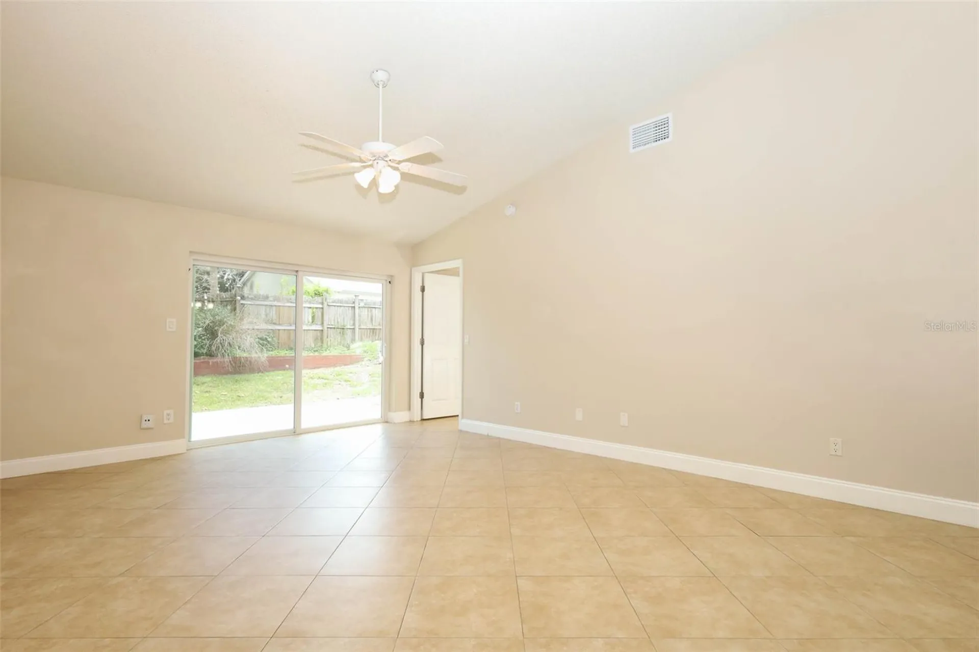 1047 Abell Circle Oviedo FL 32765