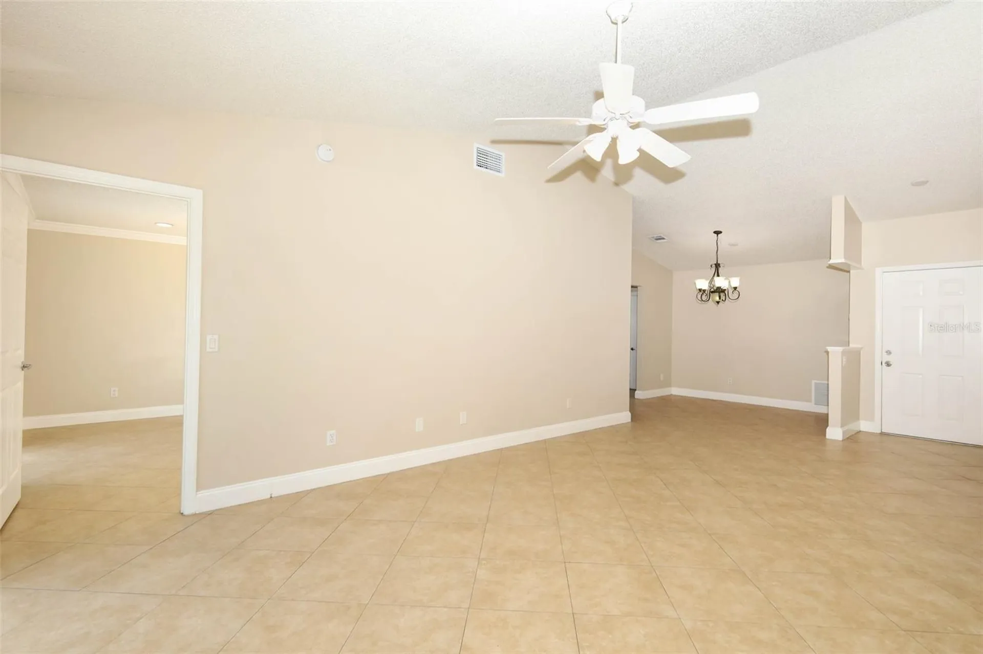 1047 Abell Circle Oviedo FL 32765