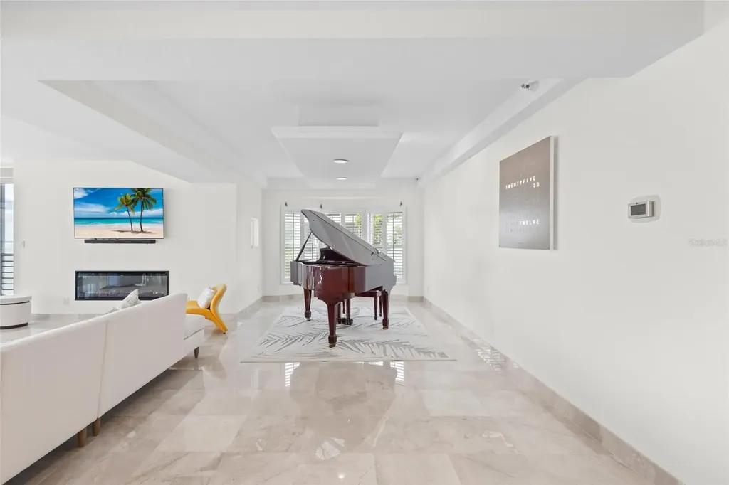 2450 Harbourside Drive Longboat Key FL 34228