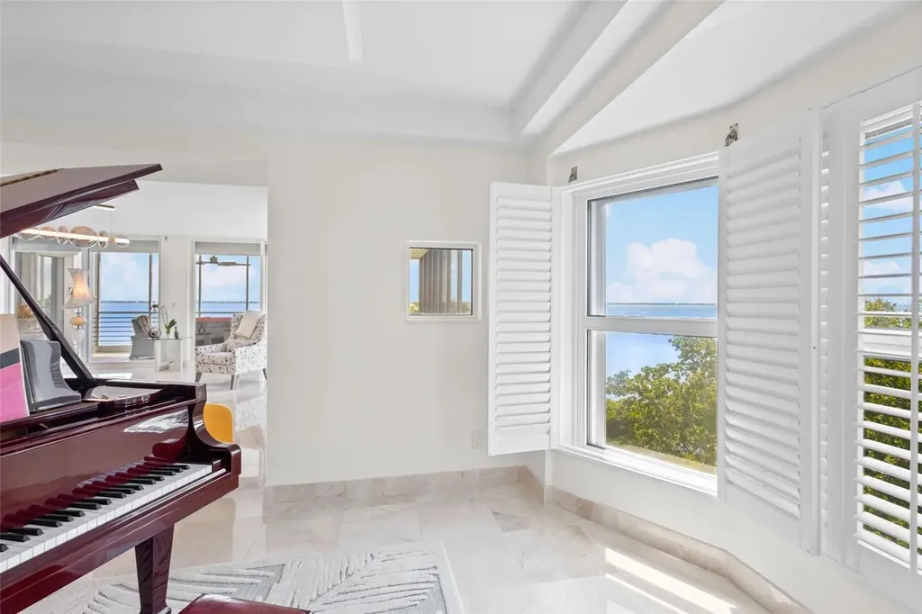 2450 Harbourside Drive Longboat Key FL 34228