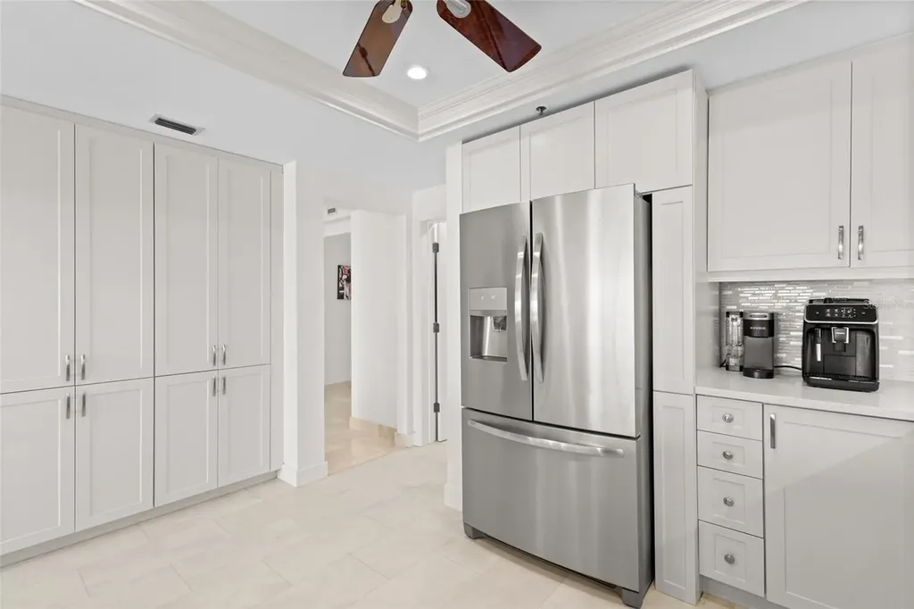 2450 Harbourside Drive Longboat Key FL 34228