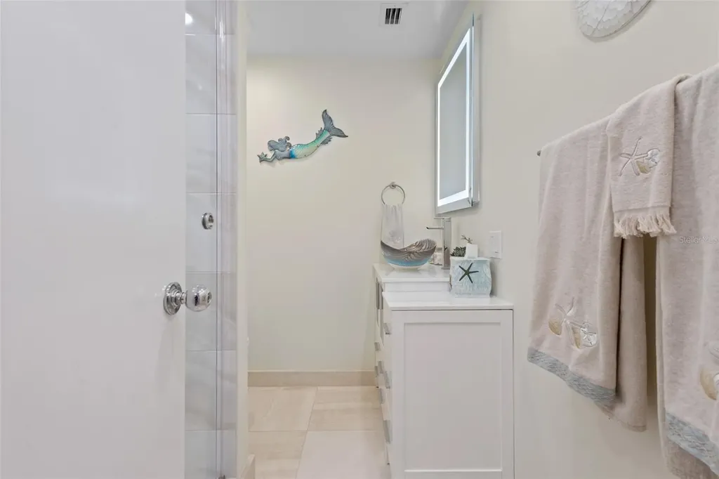 2450 Harbourside Drive Longboat Key FL 34228