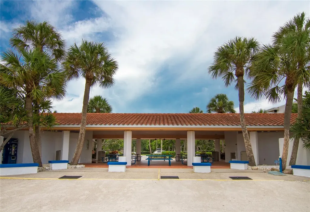 2450 Harbourside Drive Longboat Key FL 34228