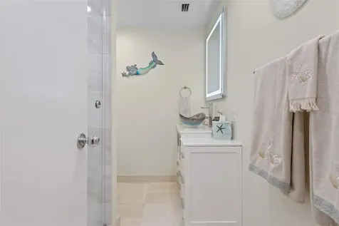 2450 Harbourside Drive Longboat Key FL 34228