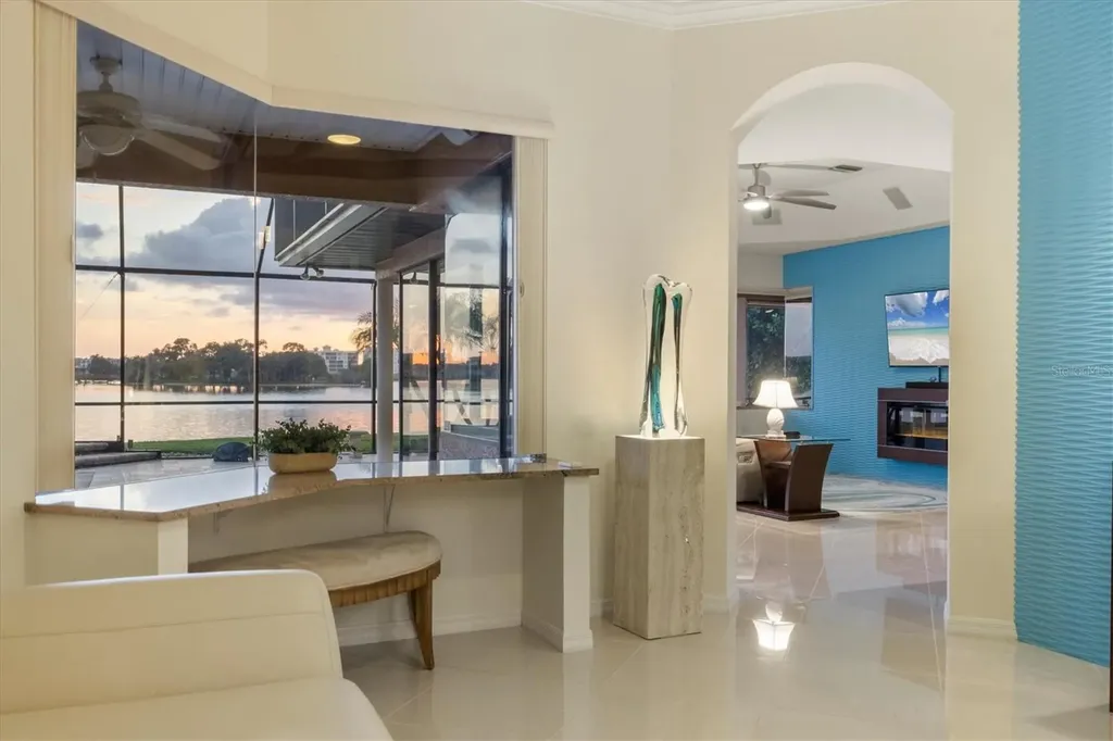 6610 Windjammer Place Bradenton FL 34202