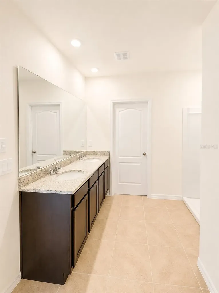 2347 Aquiline Nest Street Eagle Lake FL 33839