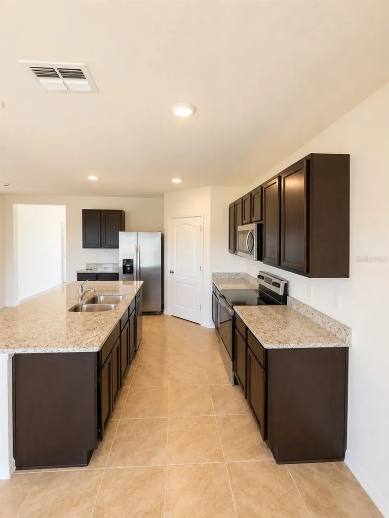 2347 Aquiline Nest Street Eagle Lake FL 33839