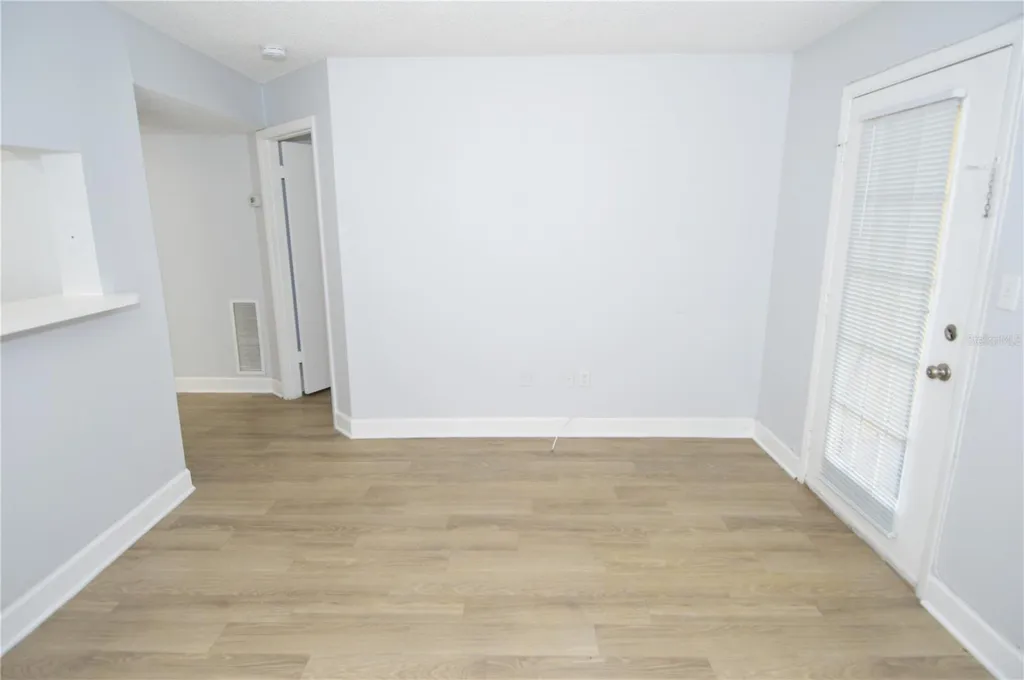 8758 Mallard Reserve Drive Tampa FL 33614