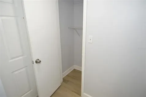 8758 Mallard Reserve Drive Tampa FL 33614