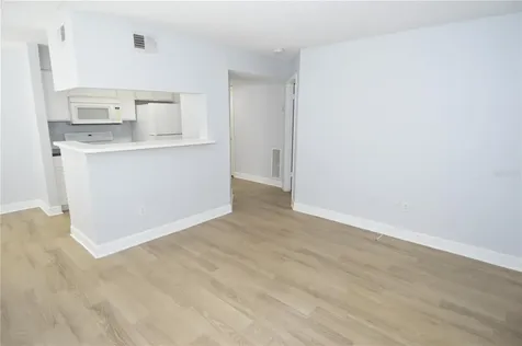 8758 Mallard Reserve Drive Tampa FL 33614