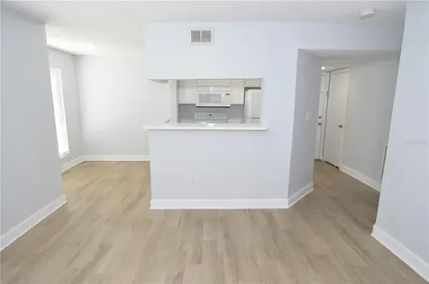 8758 Mallard Reserve Drive Tampa FL 33614