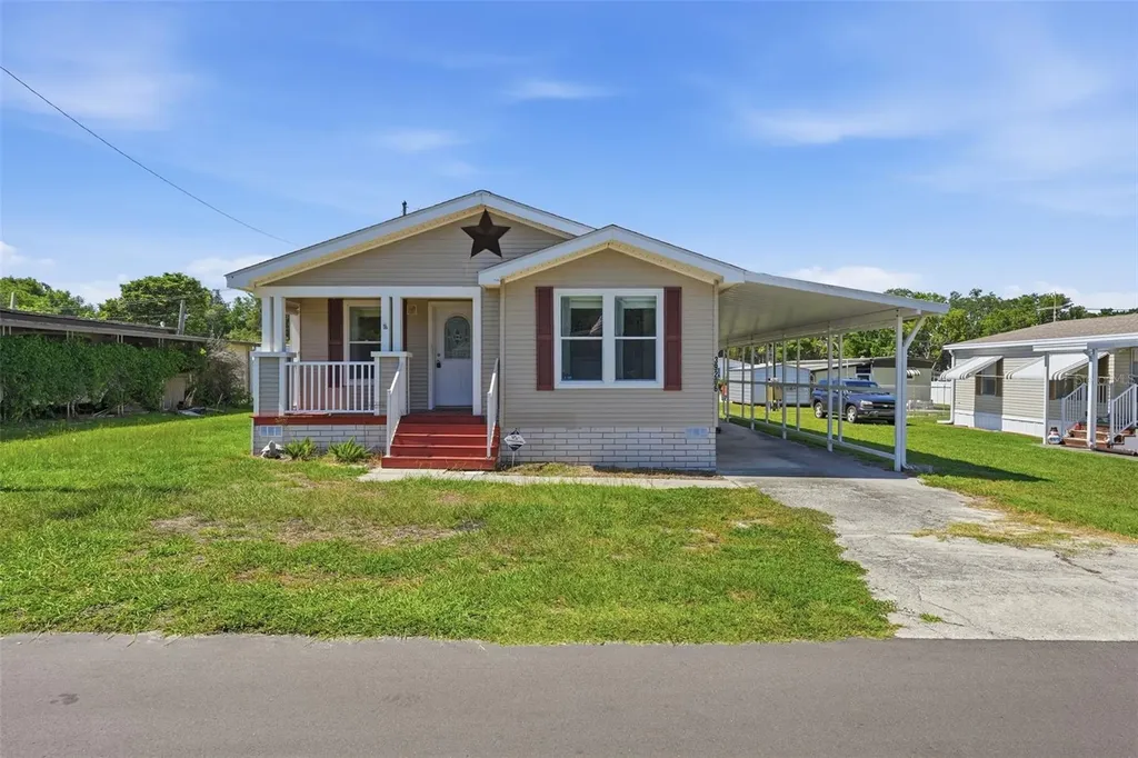 39206 Flora Avenue Zephyrhills FL 33542