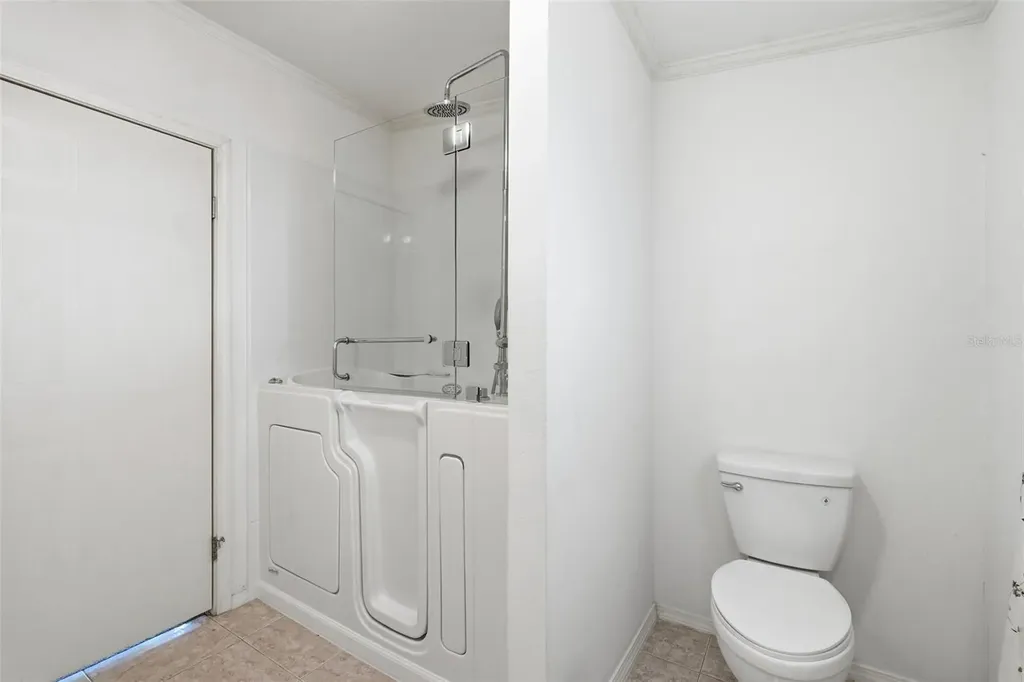 39206 Flora Avenue Zephyrhills FL 33542