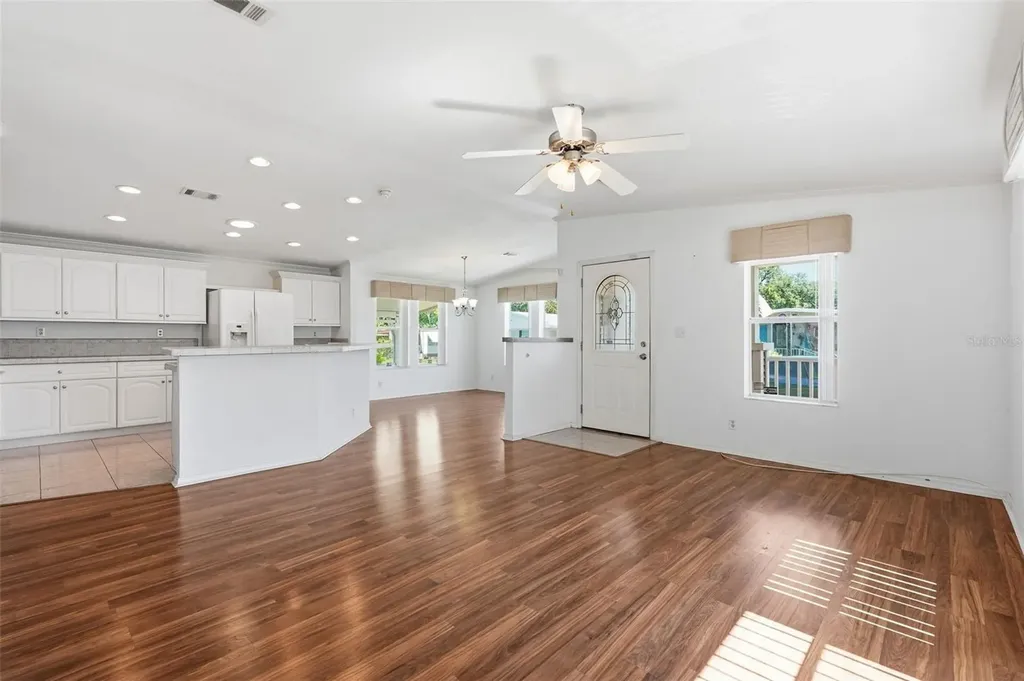 39206 Flora Avenue Zephyrhills FL 33542