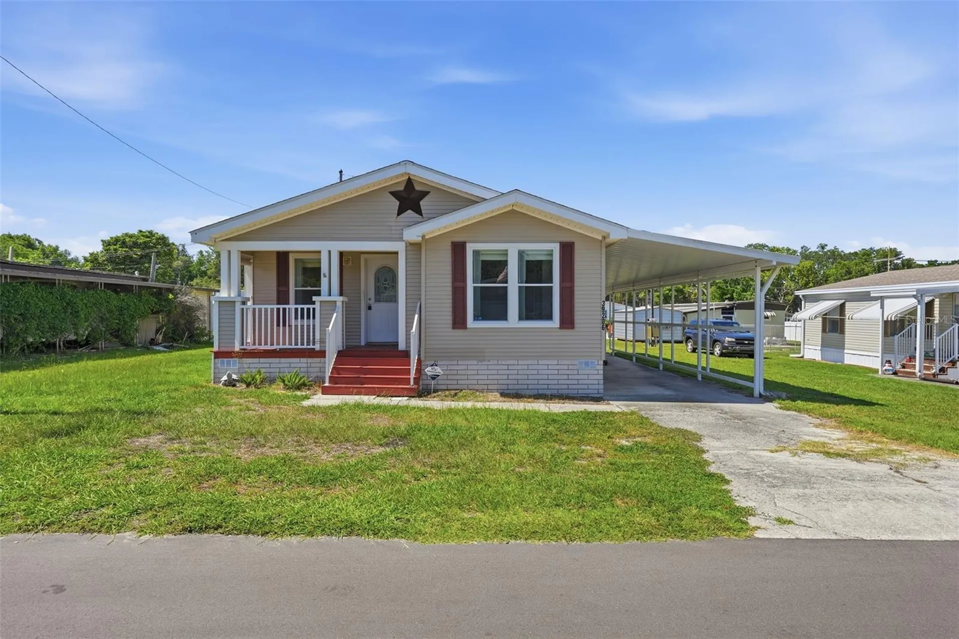 39206 Flora Avenue Zephyrhills FL 33542