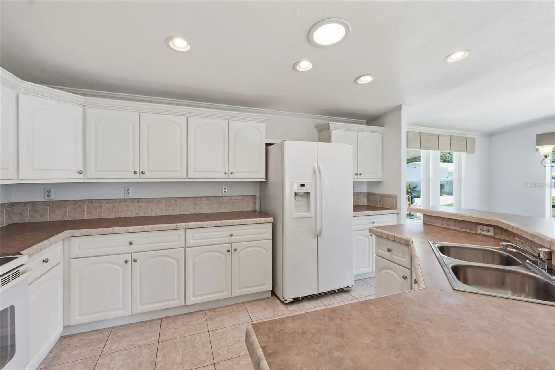39206 Flora Avenue Zephyrhills FL 33542